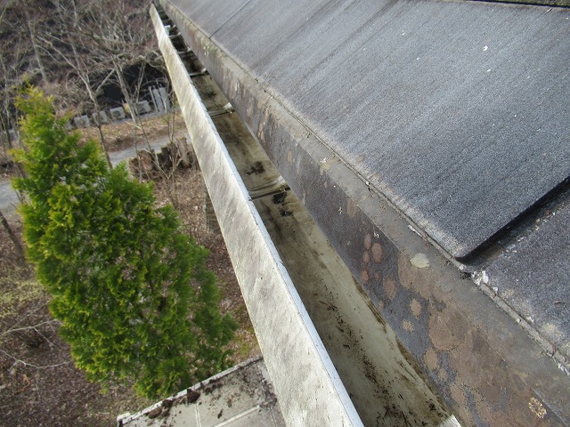 山中湖村　雨樋清掃